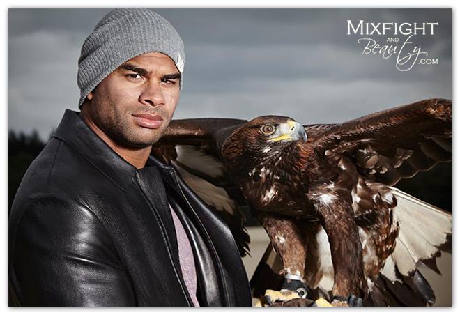 alistair-overeem-with-eagle-1